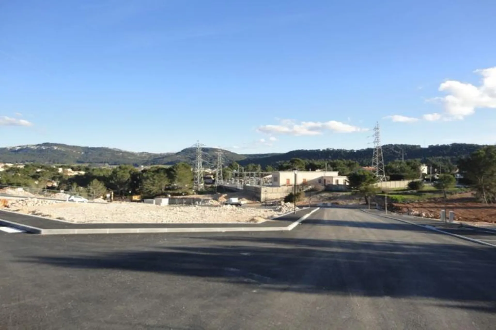 Vente terrain commercial Roquefort La Bédoule Zone artisanale