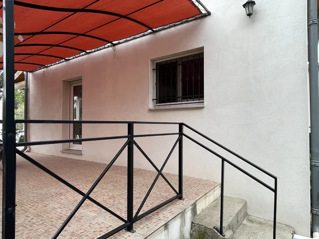 Ravalement de façade en Pierre d’une terrasse à Corneilhan proche de Béziers