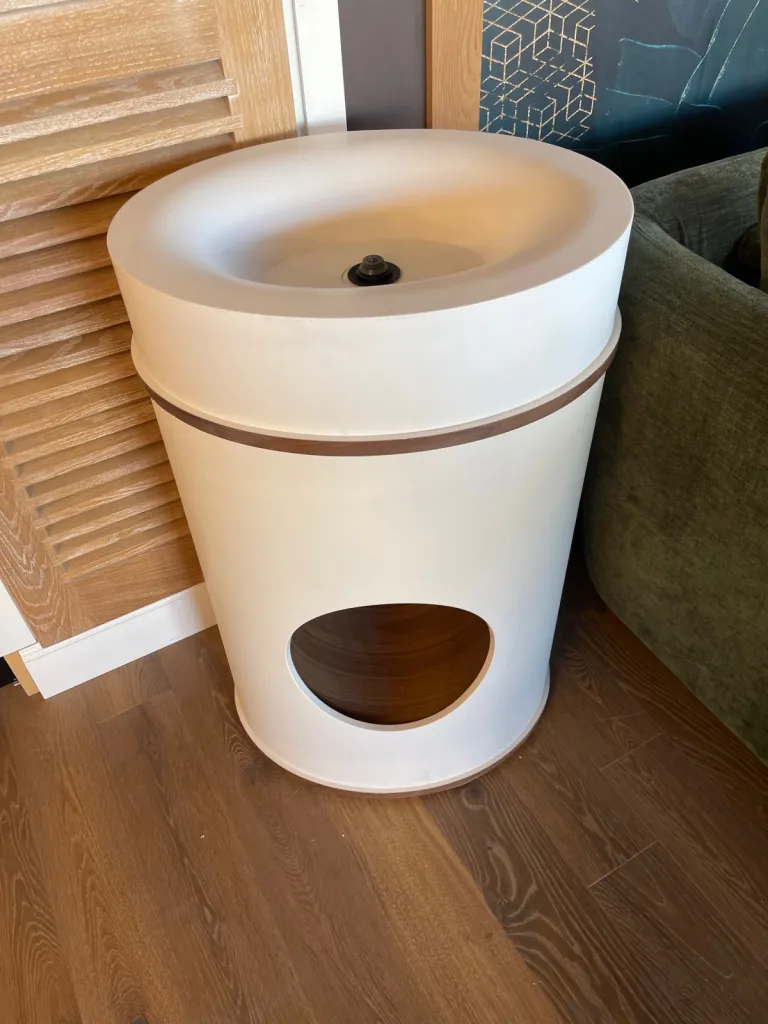 Fabrication de vasque en Corian sur-mesure sur la commune de Bordeaux