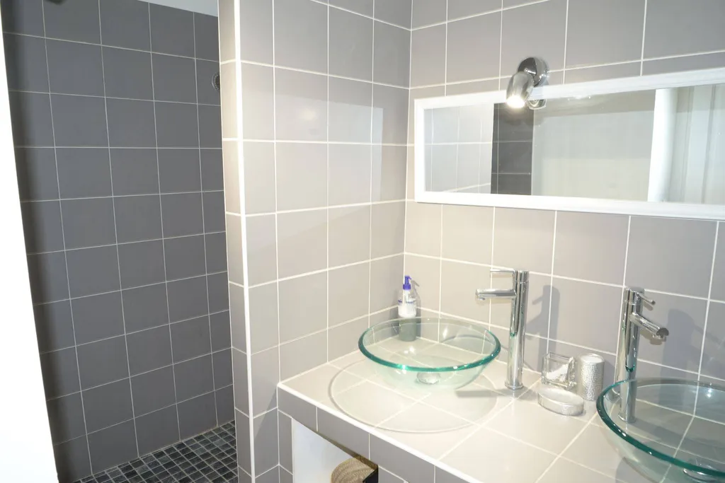 Cassis corps de mas à la vente