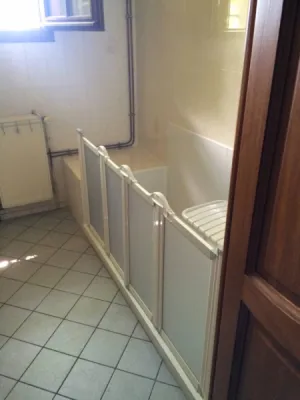 Remplacement baignoire par douche senior sécurisée