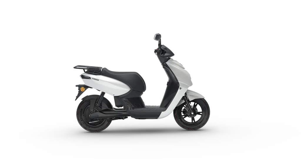 SCOOTER NEUF PEUGEOT KISBEE SE CARGO LA SEYNE SUR MER