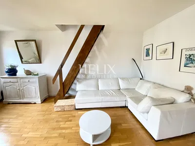 Appartement en duplex avec balcon, une minute du RER A à Saint Germain En Laye 3 pièce(s) 58.96 m2