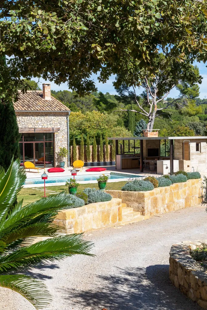 réalisation d'une piscine traditionnelle 13300 Salon-de-Provence