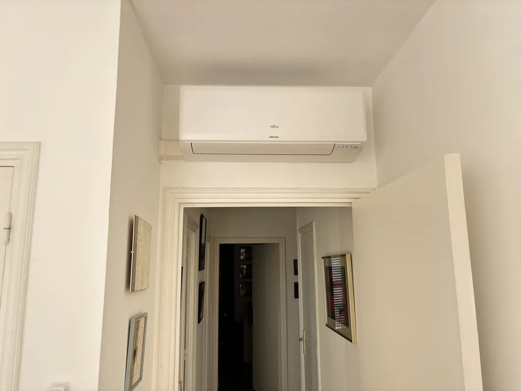 Installation de pompe à chaleur air/air Atlantic fujitsu à villeneuve Loubet (06)