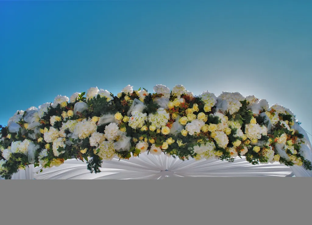 Tonnelle fleurie mariage