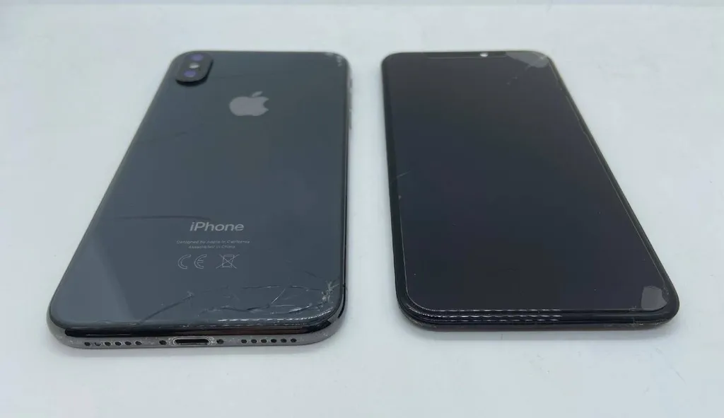 IPHONE X : REMPLACEMENT DE L'ÉCRAN ET DU CHASSIS COMPLET (AVEC VITRE ARRIÈRE) À PLAISANCE DU TOUCH PRÈS DE TOULOUSE