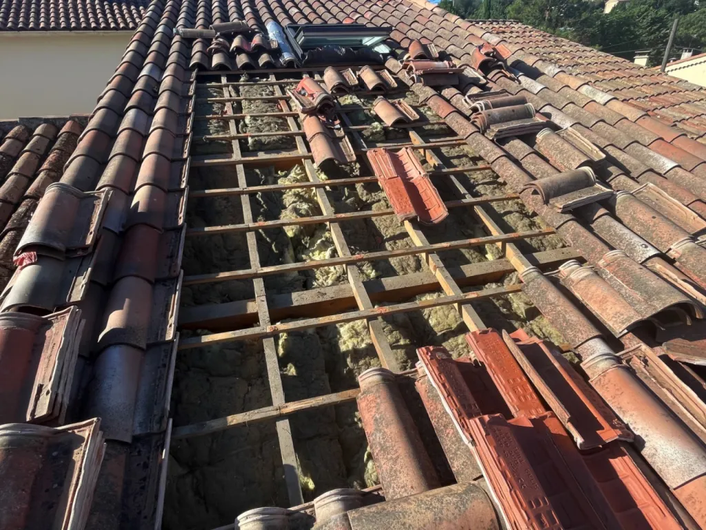 couvreur sur Martigues 13500 pour recherche de fuite toiture