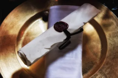 Une Organisation Sur-Mesure pour un couple américain dans l'esprit d'un mariage médiéval et authentique dans une Abbaye à une heure de Paris