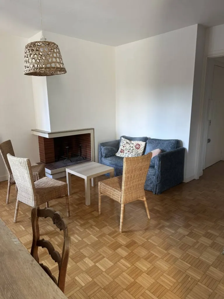 Situé au 03 rue Auguste Houzeau à Rouen