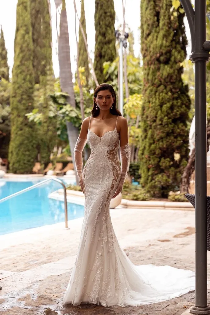 robe de mariée sirene sexy à marseille vieux port 