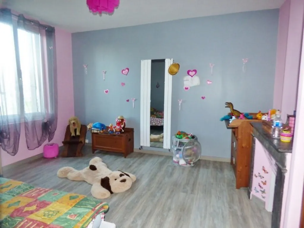 A vendre maison avec beaux volumes proches de saint pierre les elbeuf 76