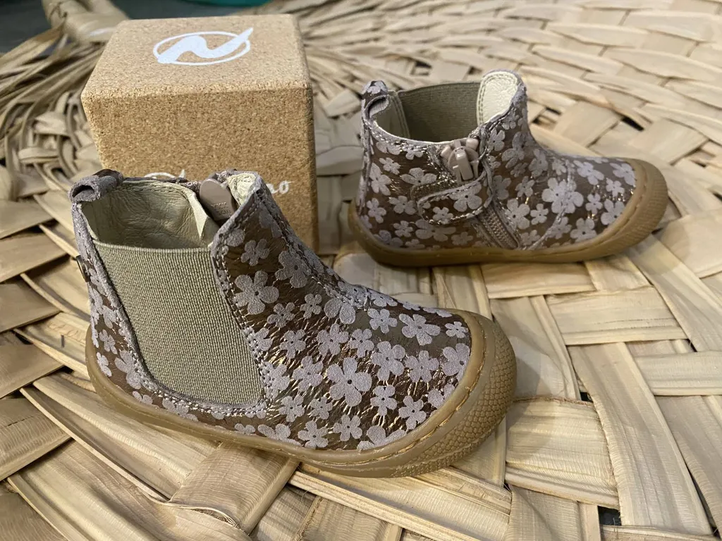 bottine zippée pour bébé avec une semelle légère près de Blanquefort