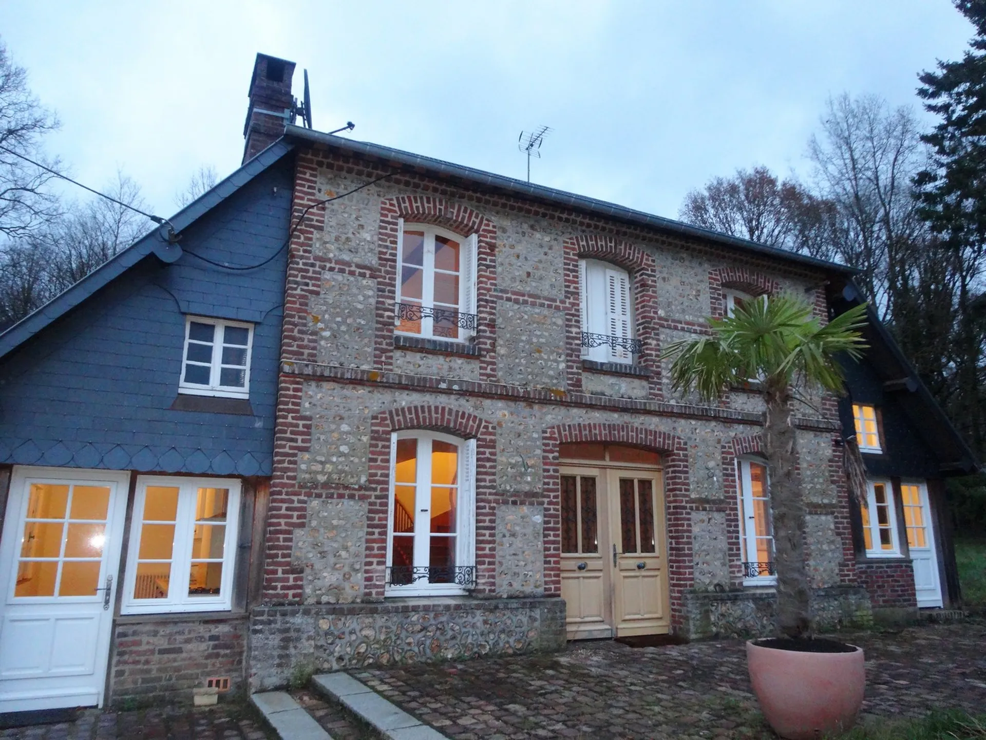 Agence immobilière Terres et Demeures de Normandie Lisieux Pays d'Auge Calvados 14