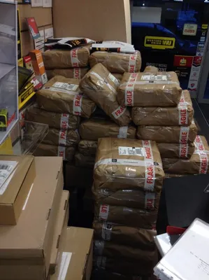 Colis au départ du centre Mail Boxes Etc. Lyon