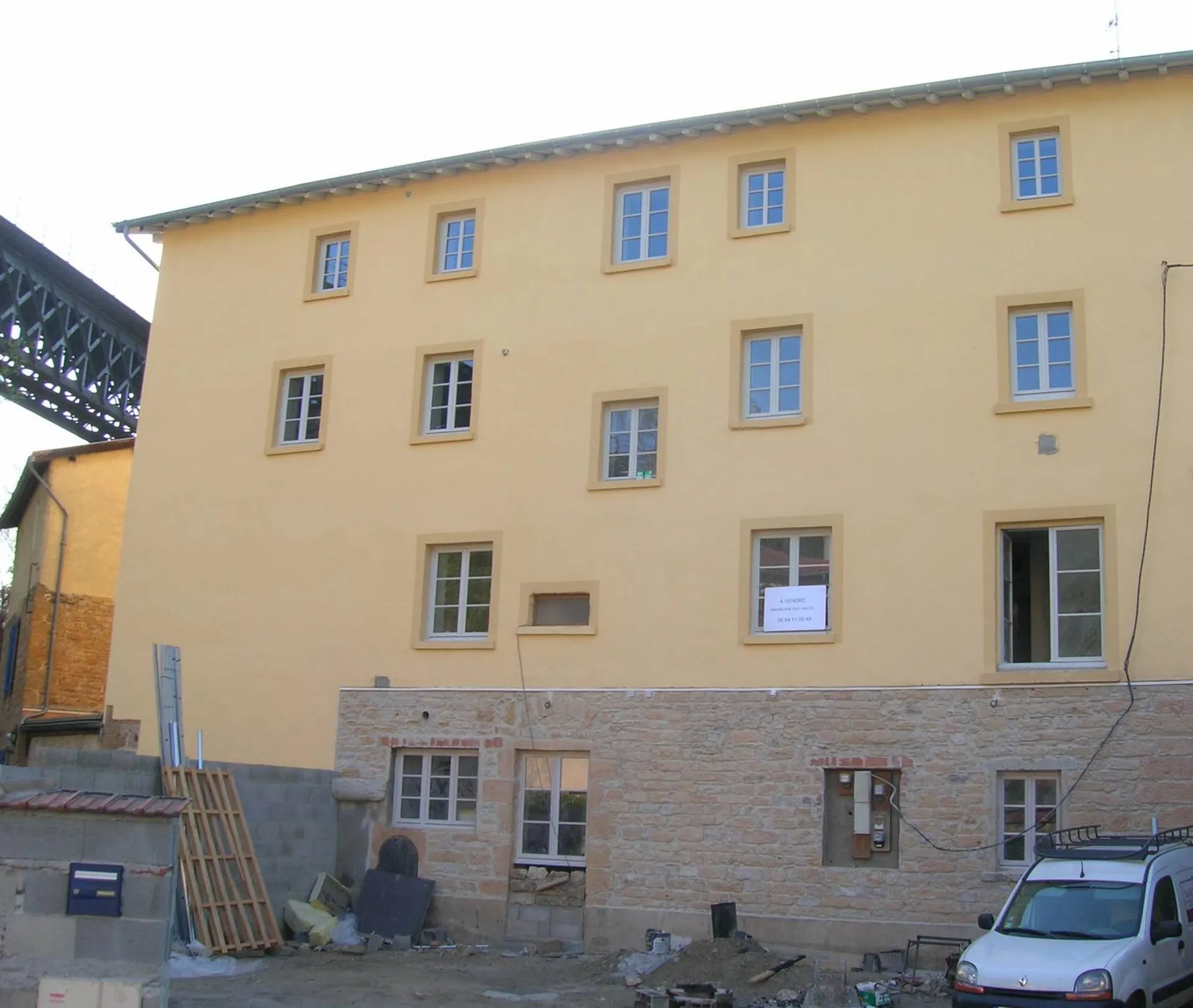 Rénovation extérieure pour réduire ponts thermiques et factures d'énergie à Lyon