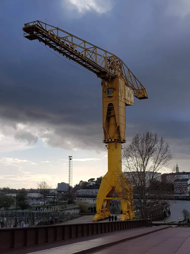 Grue portuaire