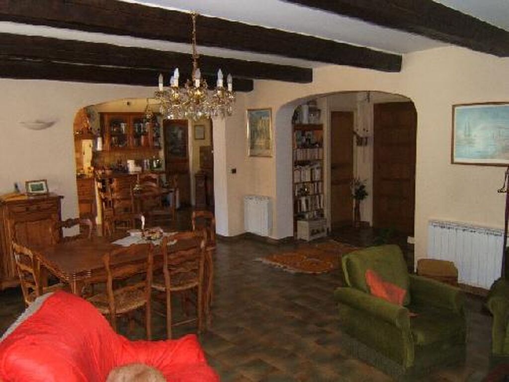 Vente maison Roquefort La Bédoule proche centre avec piscine