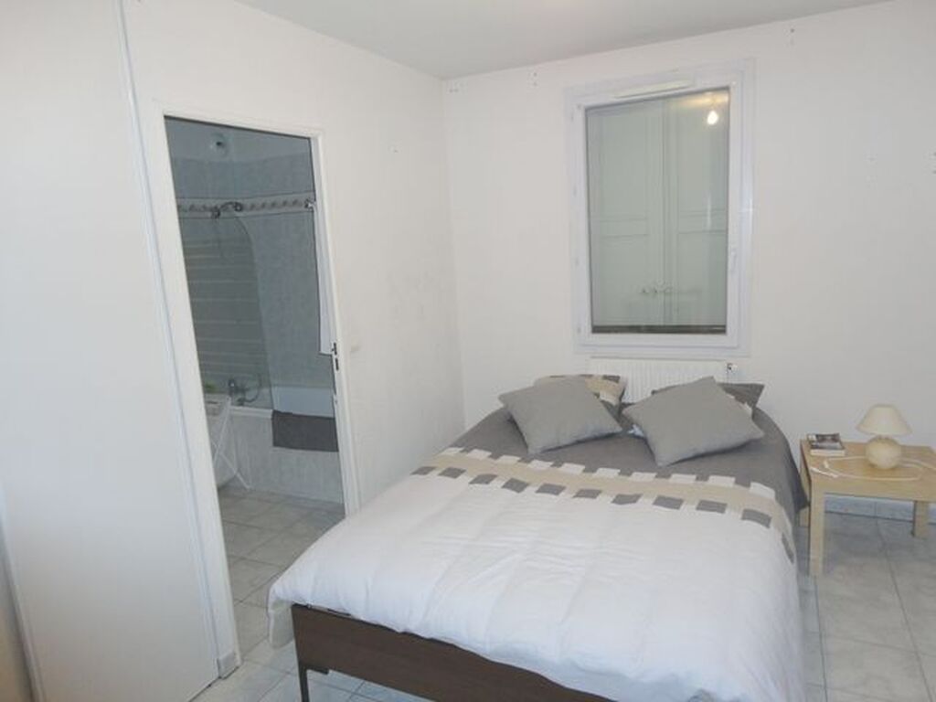 Roquefort la bedoule T2 avec parking à vendre 