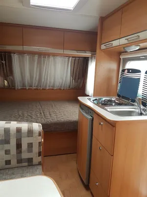 VENDU CARAVANE CARAVELAIR AMBIANCE 390