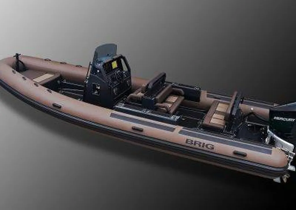 Bateau pneumatique Brig Navigator en vente à Bandol