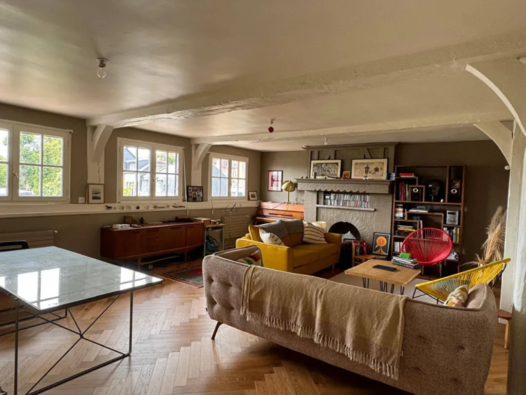 Disponible a partir du 24/07/2025