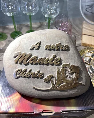 Spécialiste en Gravure Funéraire et Décorative 