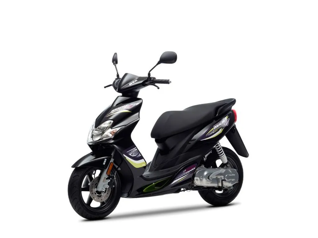 Scooter neuf MBK Mach G refroidissement liquide la valette du var