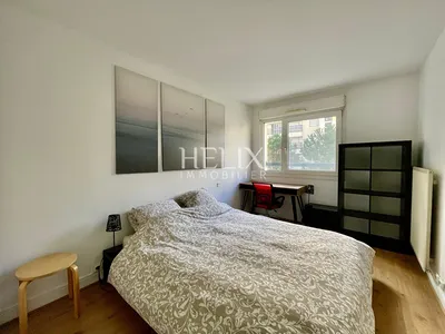 Appartement  Soigné au calme avec balcon sur  parc des impressionnistes et proche RER