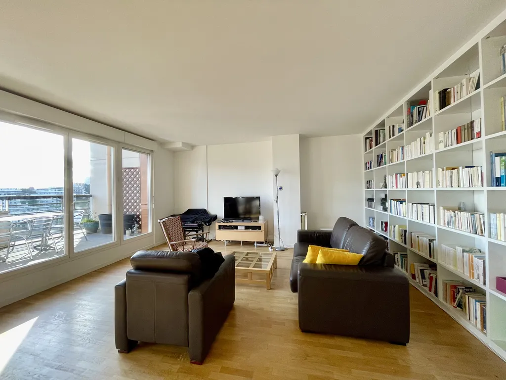 salon sur terrasse sud appartement à vendre à RUEIL MALMAISON chez HELIX immobilier le Vesinet