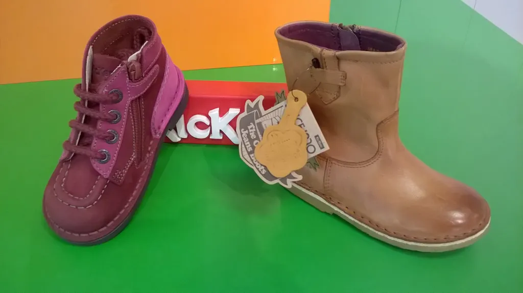 bottines KICKERS pour fille à LIBOURNE