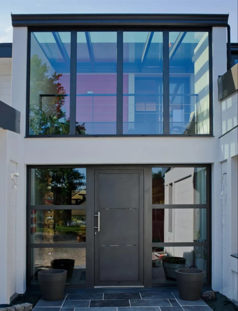 Avenir Bâti’Expert – Votre spécialiste en menuiseries intérieures et extérieures et fermetures avec motorisation à Lyon et sa région