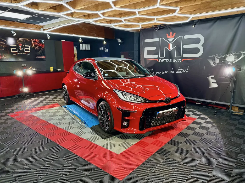 Toyota Yaris GR – Rénovation et traitement céramique à Lyon Ouest proche de Vourles 