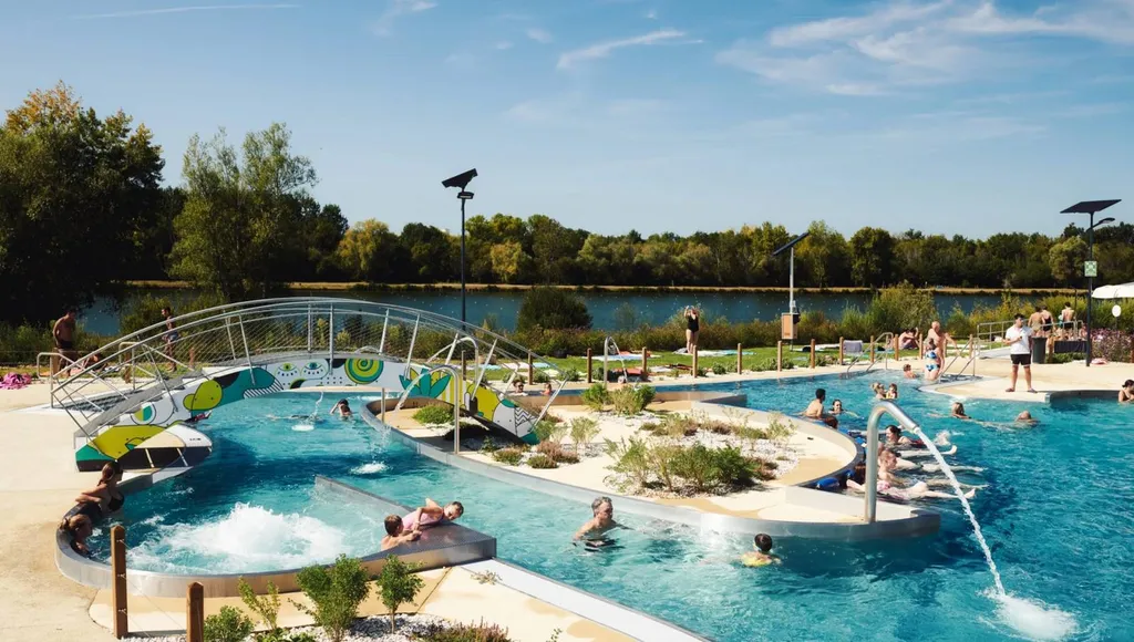 LA CALINESIE centre aquatique à Libourne