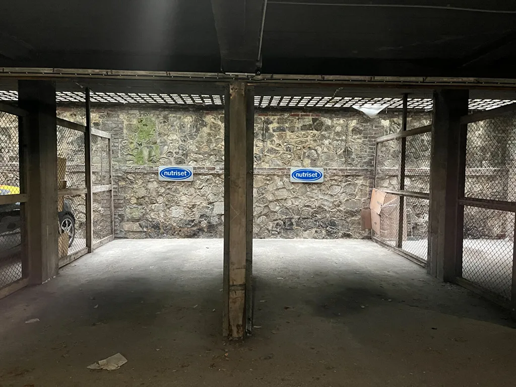 Place de parking en sous terrain / Quartier Gare - 75 € CC