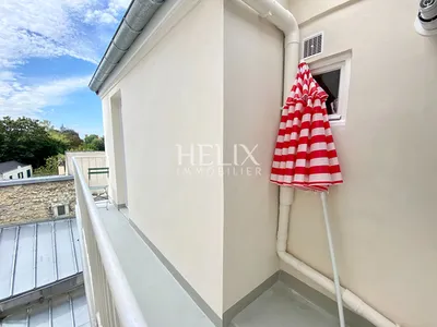 Appartement en duplex avec balcon, une minute du RER A à Saint Germain En Laye 3 pièce(s) 58.96 m2