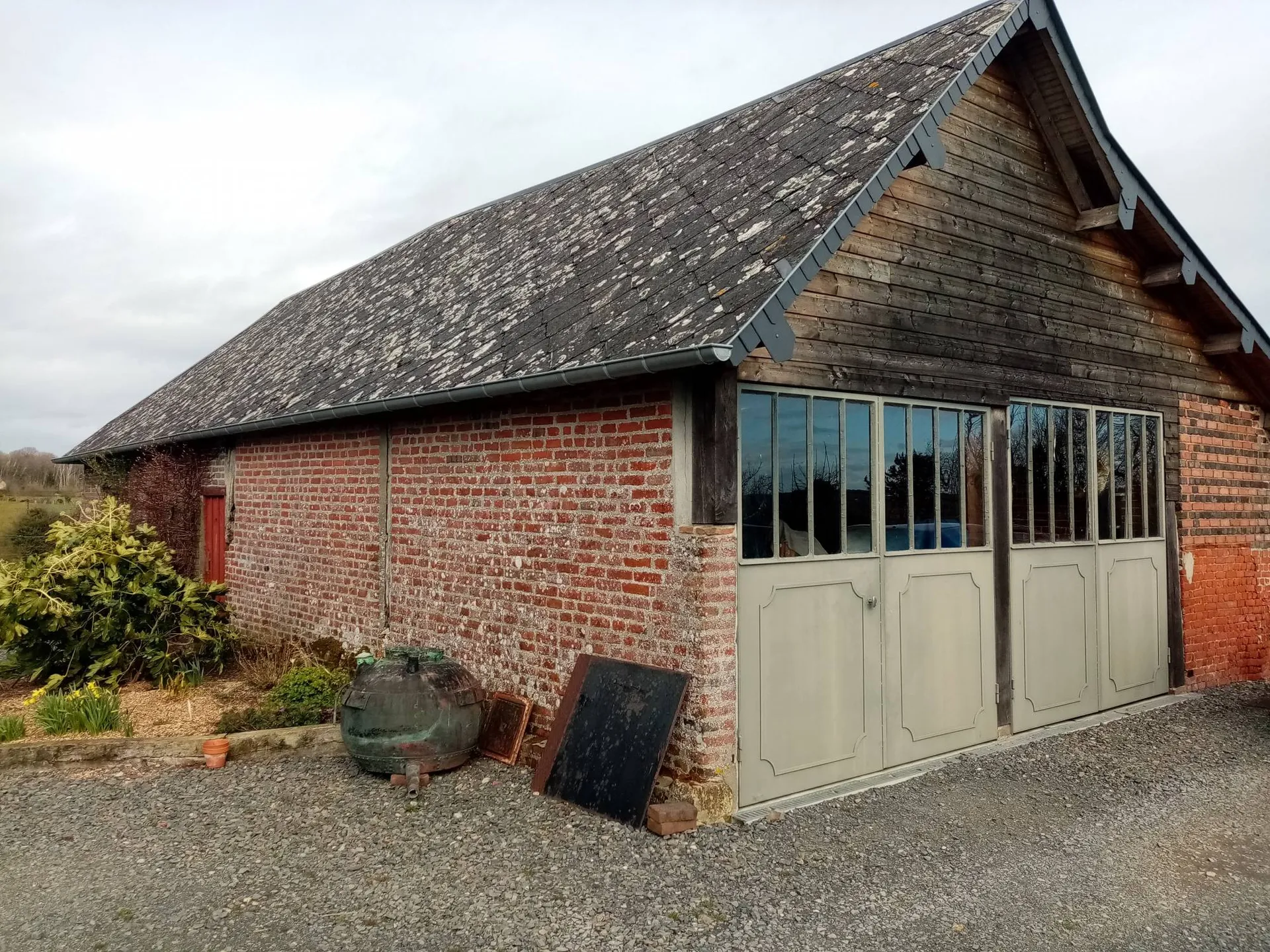 A vendre jolie maison en briques