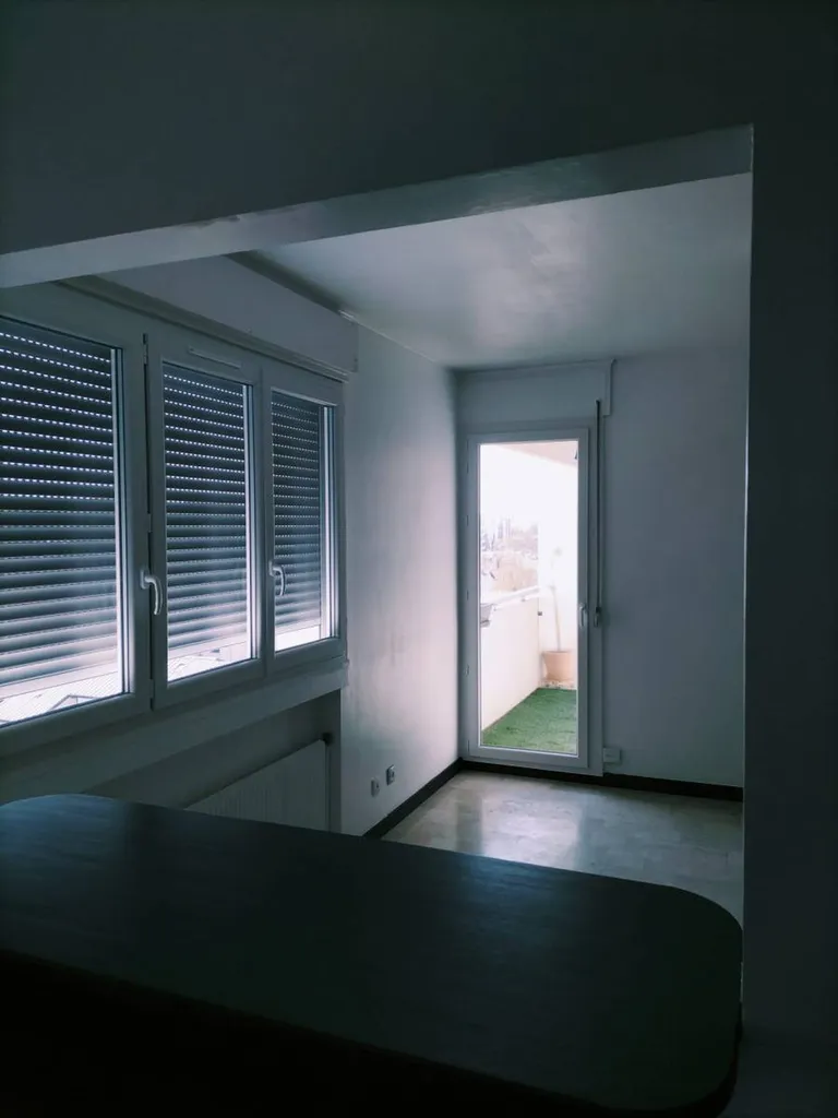 Installation de menuiseries PVC double vitrage à Lyon 6