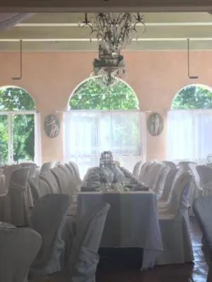 Service traiteur pour votre mariage sur le lieu de votre choix en service livraison dans les Bouches du Rhône