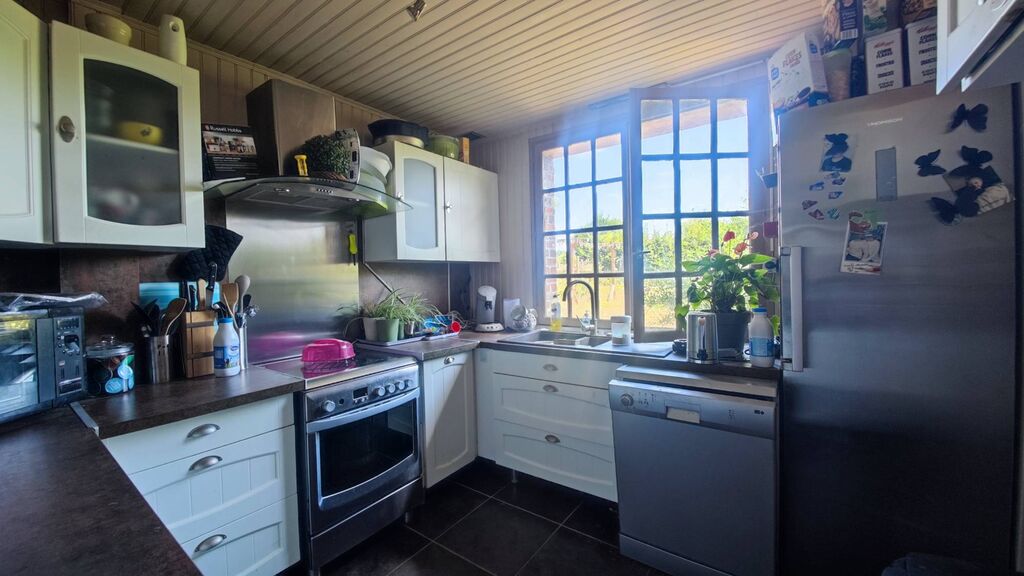 A vendre Maison de caractère de 178 m² avec jardin proche des commerces en Seine maritime