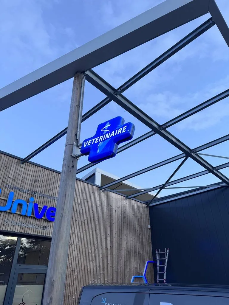 enseigne drapeau vétérinaire
