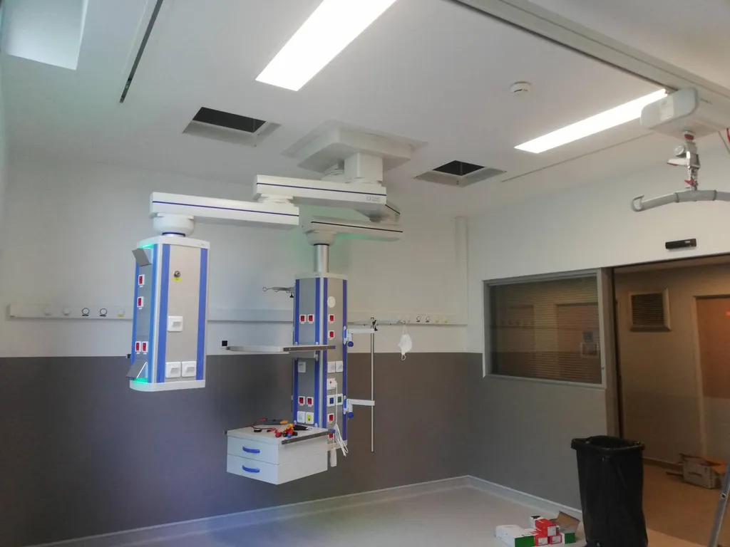 Bras médicalisé électrique dans une chambre de réanimation à Croix Rousse