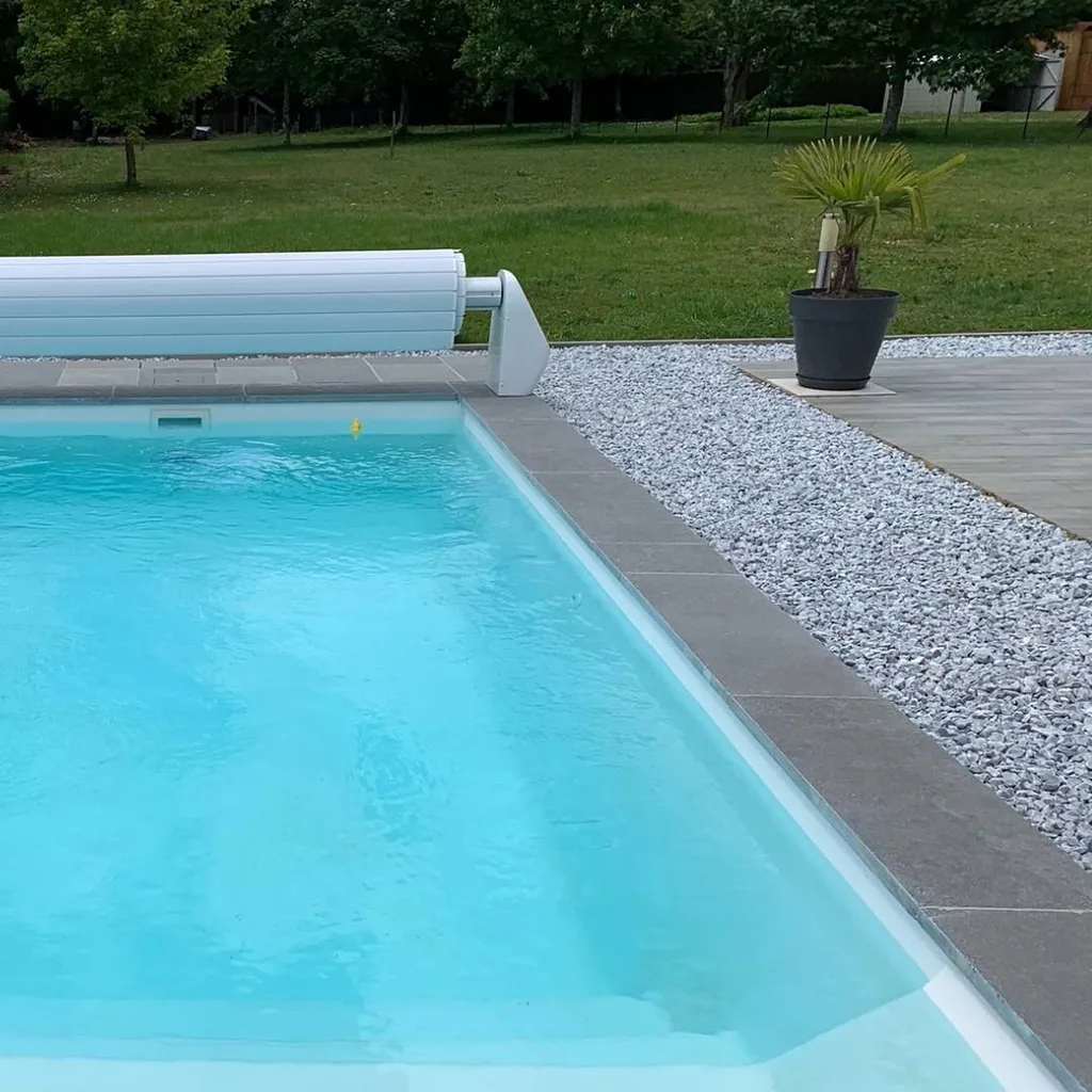 Où trouver des margelles en Indian Blue à Ambarès et Lagrave près de Bordeaux ?