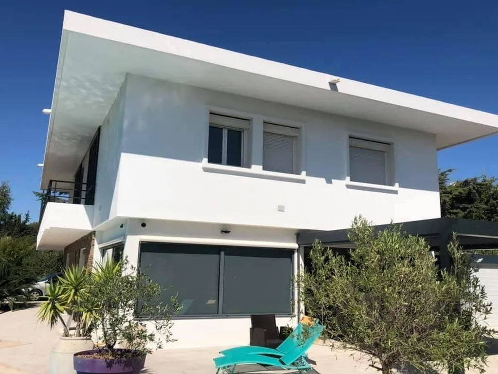 Alarme pour sécuriser une maison à Six-Fours