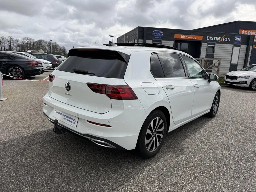 Volkswagen Golf 8 d'occasion à La Frénaye : Berline TDI 150 DSG7 disponible chez Caudebec Automobiles près du Havre