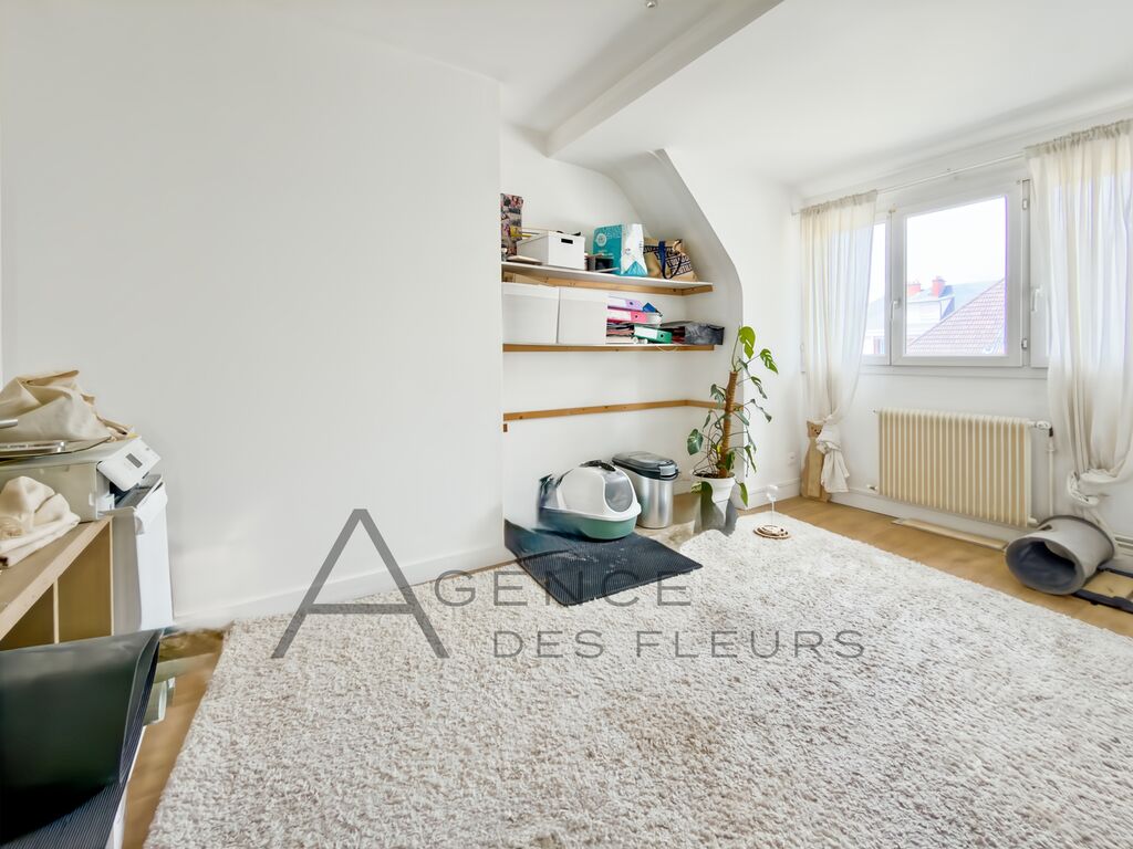 A vendre bel appartement de 104 m2 sur la commune de ELBEUF 76500