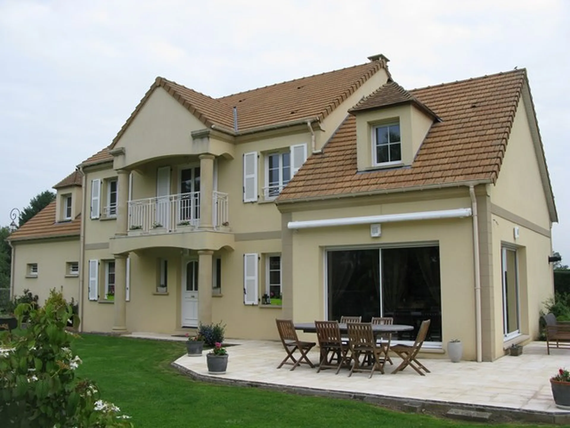 MAISON A VENDRE BERNAY, AGENCE IMMOBILIERE TERRES ET DEMEURES DE NORMANDIE DE LISIEUX 14100