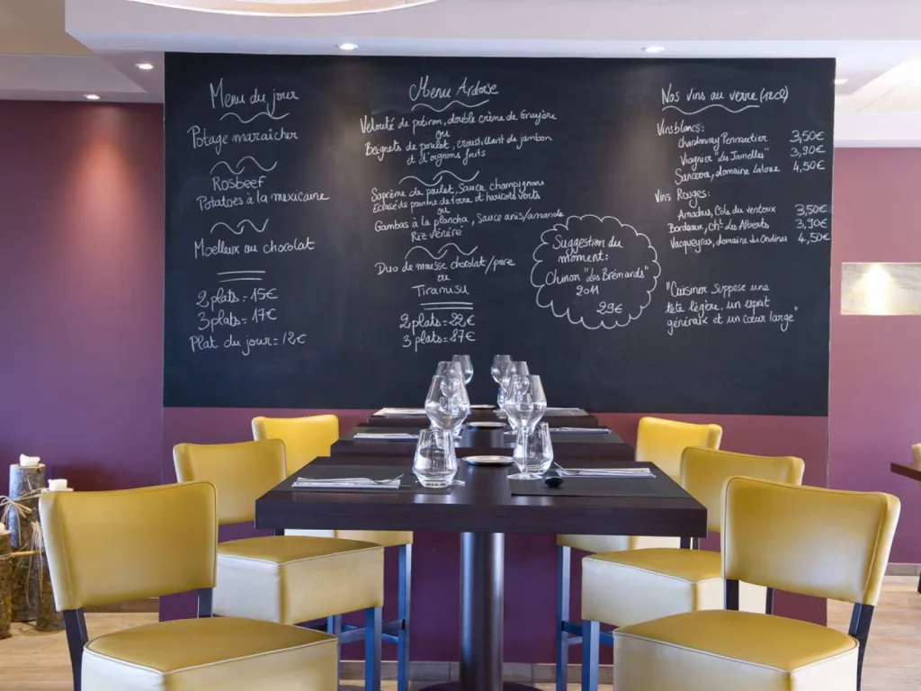 restaurant le 280 chaises de bar