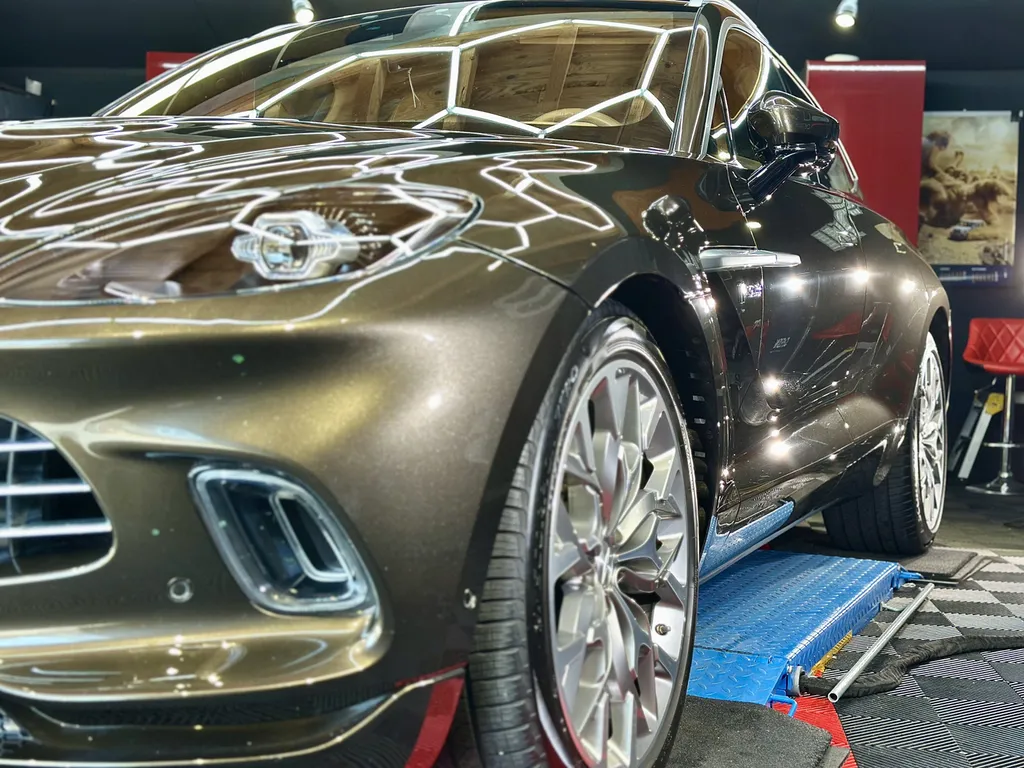 DETAILING auto protection carrosserie Aston Martin DBX sur Limonest 