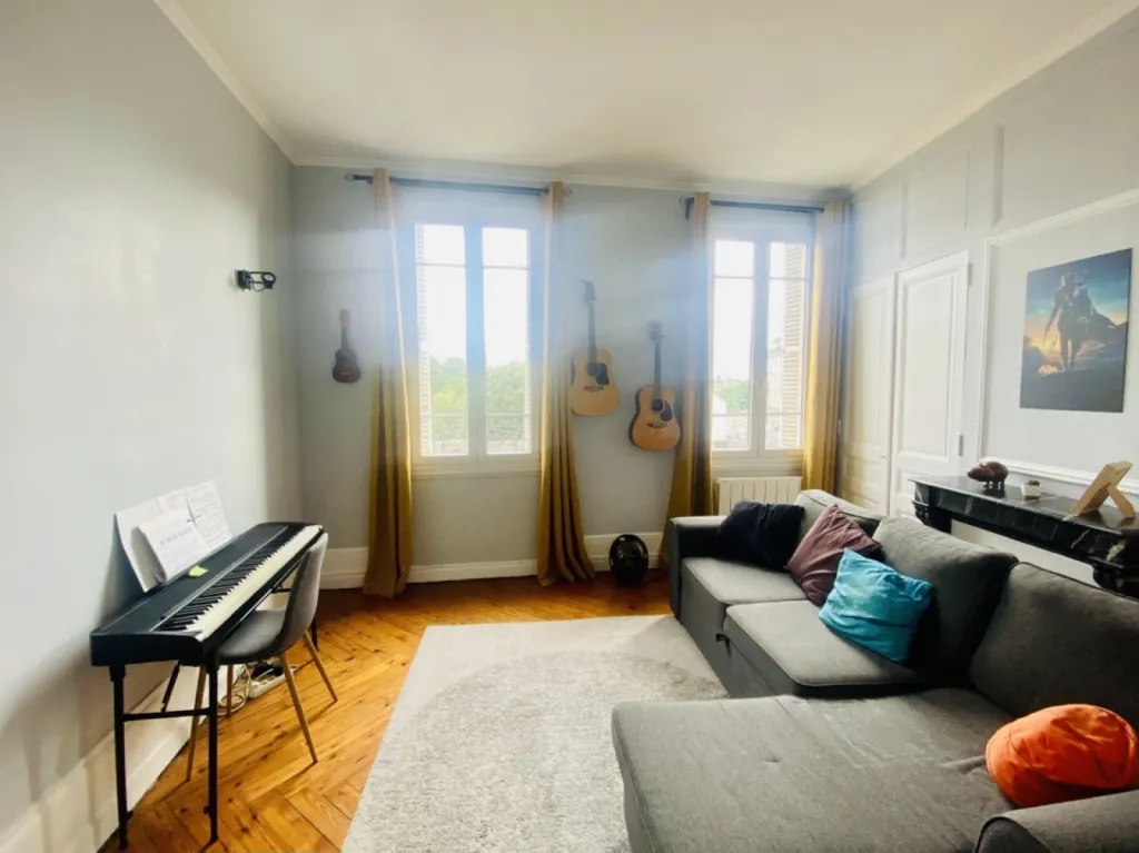 Acheter un appartement de 4 pièces avec 2 chambres Place Saint Marc